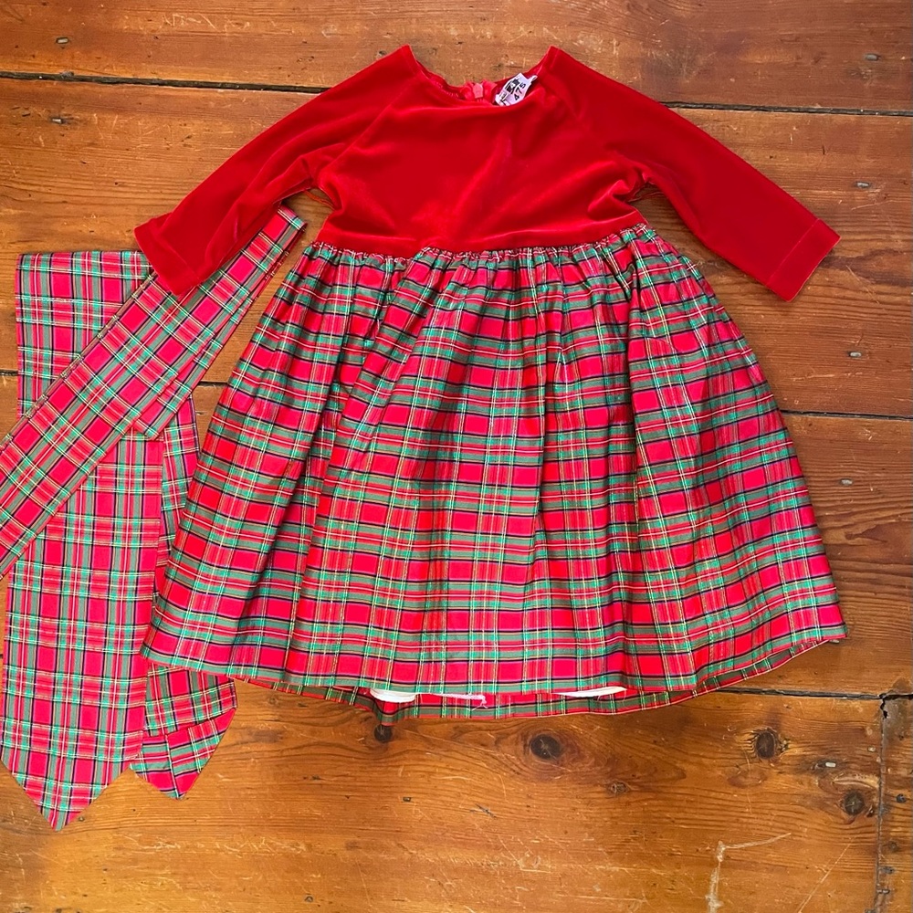 Mimi & Coco Adorable Red & Green dress size 2T